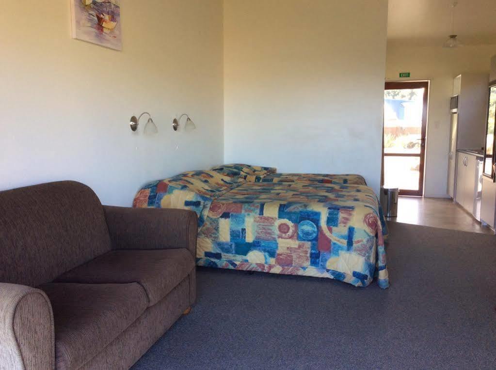 Beachview Motel Greymouth Exterior photo