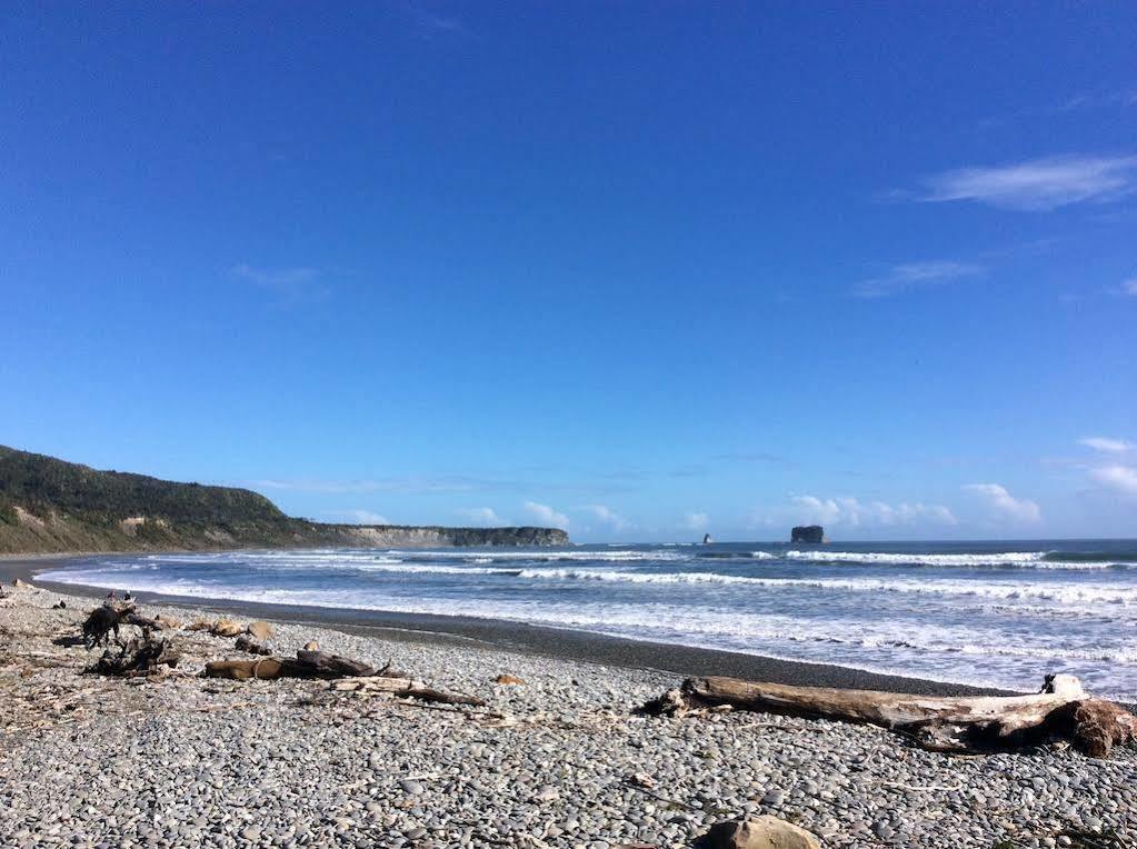 Beachview Motel Greymouth Exterior photo