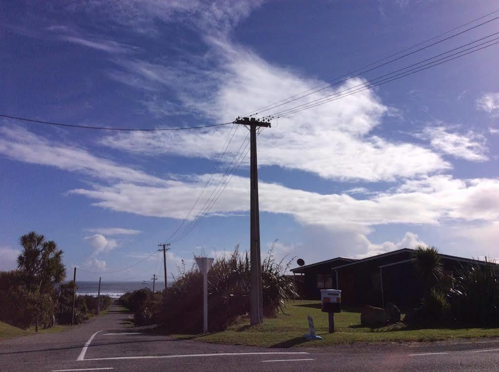 Beachview Motel Greymouth Exterior photo