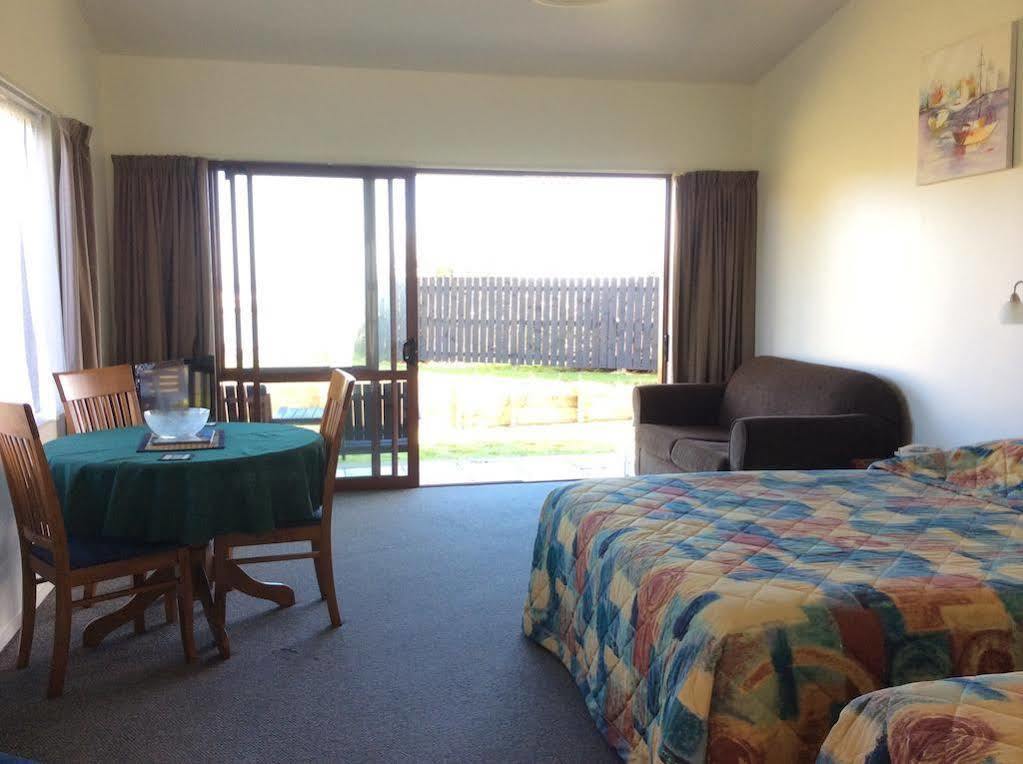 Beachview Motel Greymouth Exterior photo