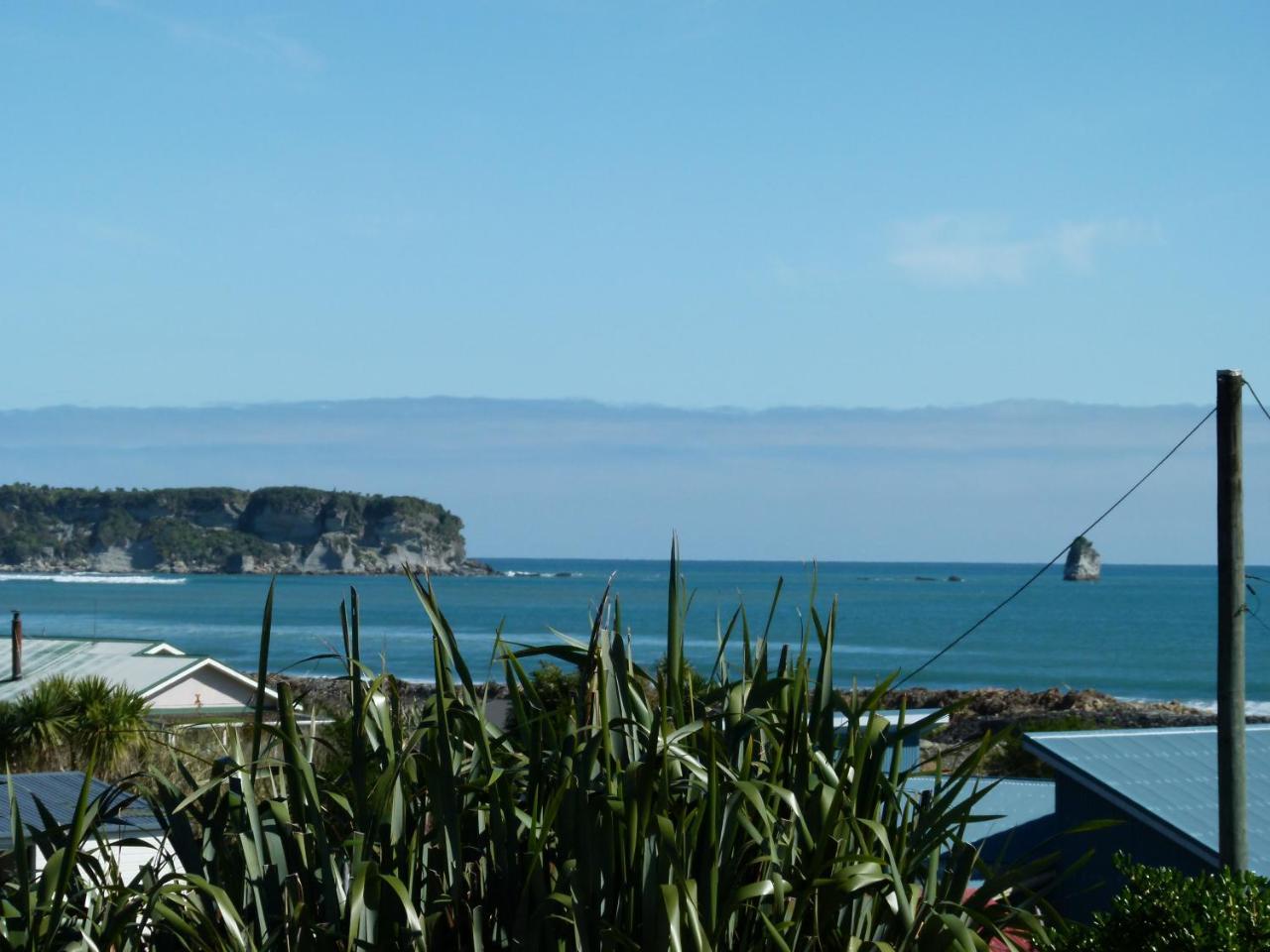 Beachview Motel Greymouth Exterior photo